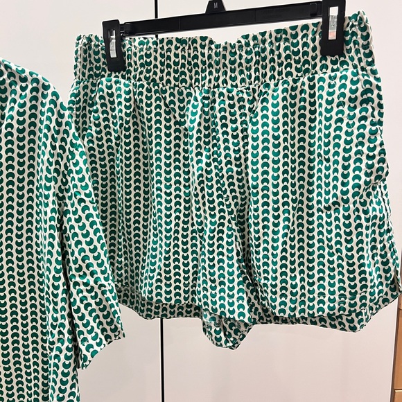 a new day Green and Black Geometric Pajama Set - Picture 4 of 5